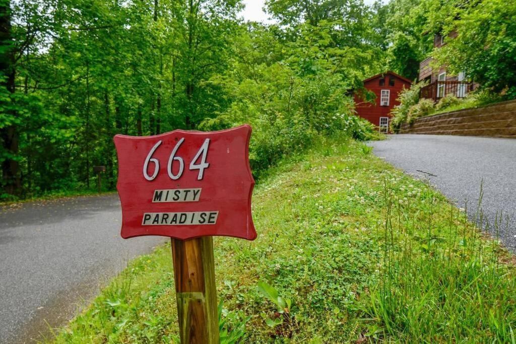 Cozy Cabin W/Hot Tub & Wifi In Gatlinburg Villa ภายนอก รูปภาพ